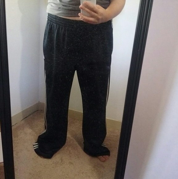 Adidas Sweatpants - Picture 5 of 6